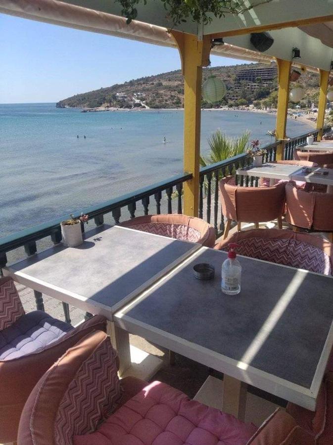 Ammoudia Rooms Agia Marina  Exterior foto